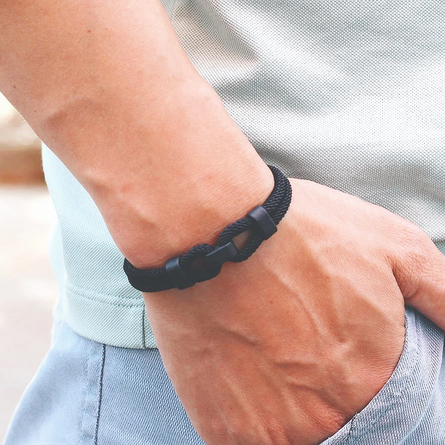 Novel Mens Lucky Red Rope Brac - Milan Men'S Fashion recension och pris